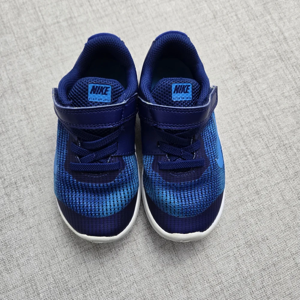 Nike Kids Blue Lightweight Sneakers